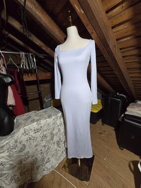 Long Sleeve Square Neck Maxi Dress in Light Lavender